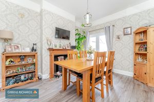 Dining Room- click for photo gallery